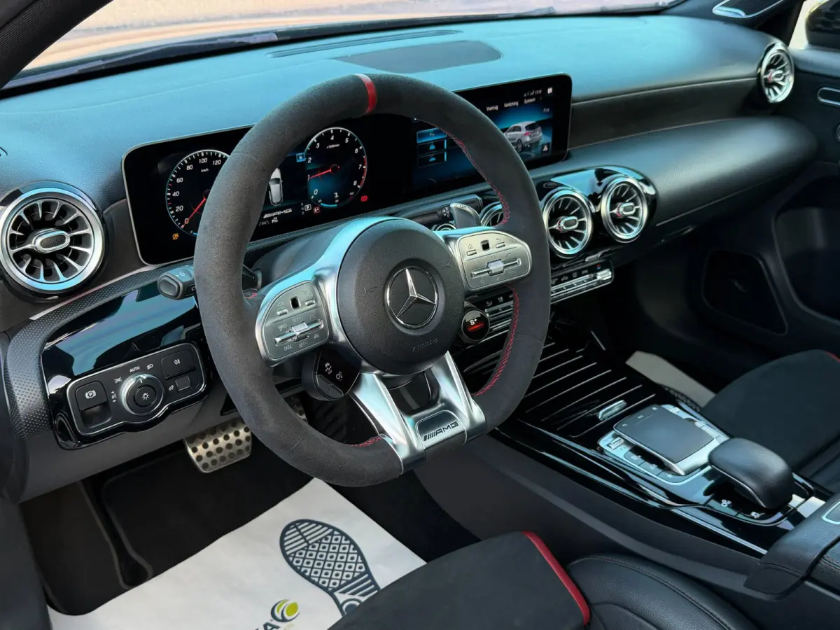 AMG 35 4MATIC Edition 1