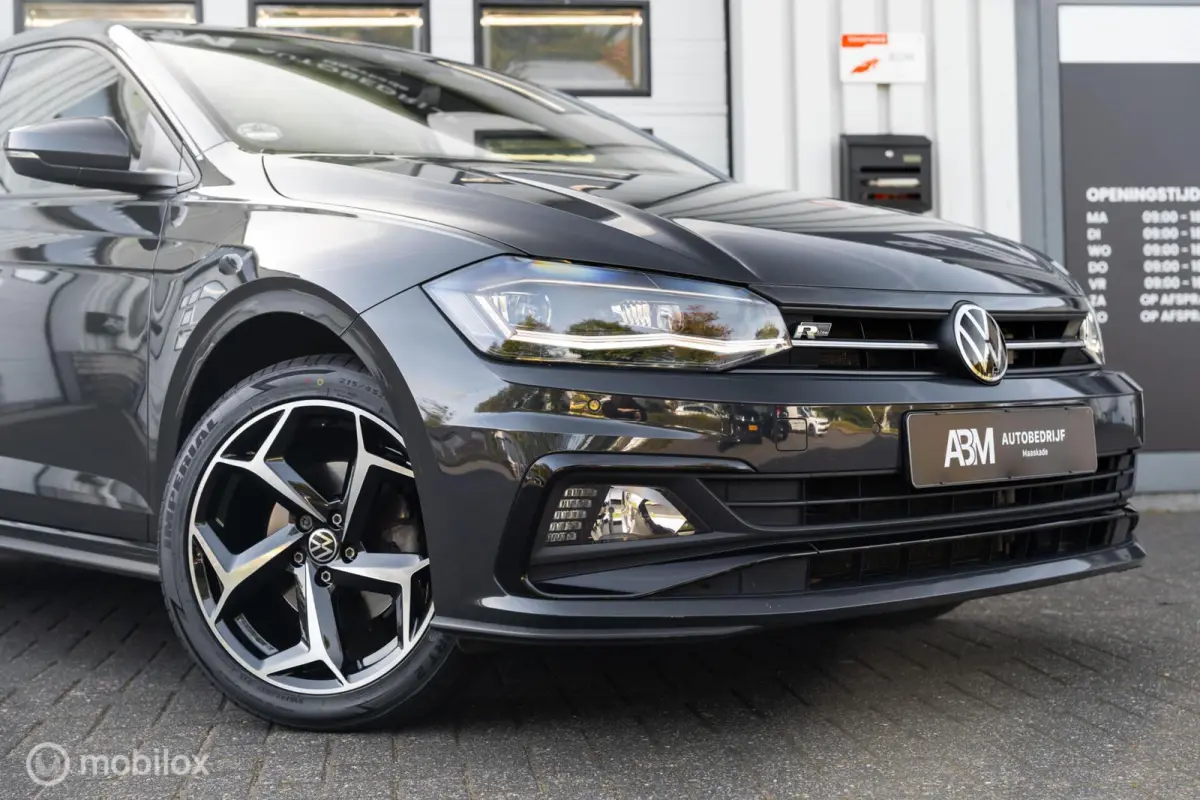 1.0 TSI DSG R-LINE VIRTUAL ACC NAVI LED CAM