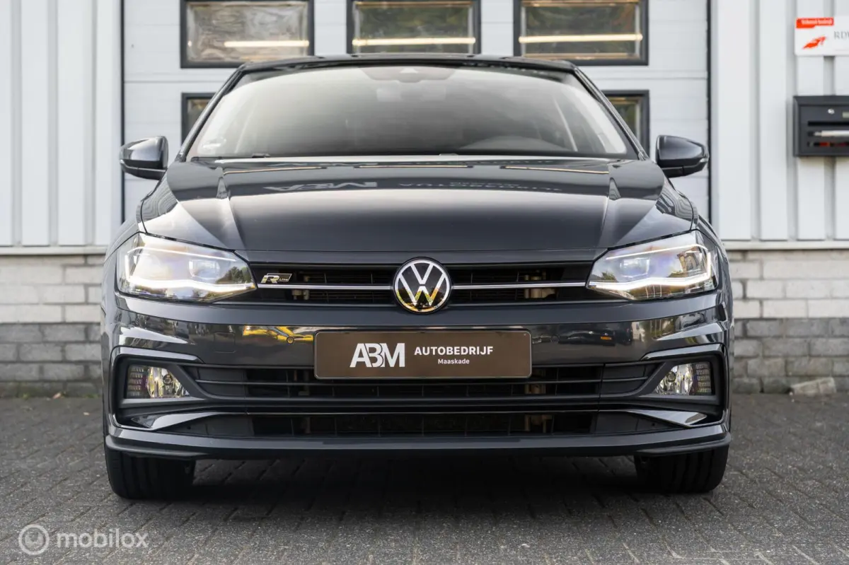 1.0 TSI DSG R-LINE VIRTUAL ACC NAVI LED CAM