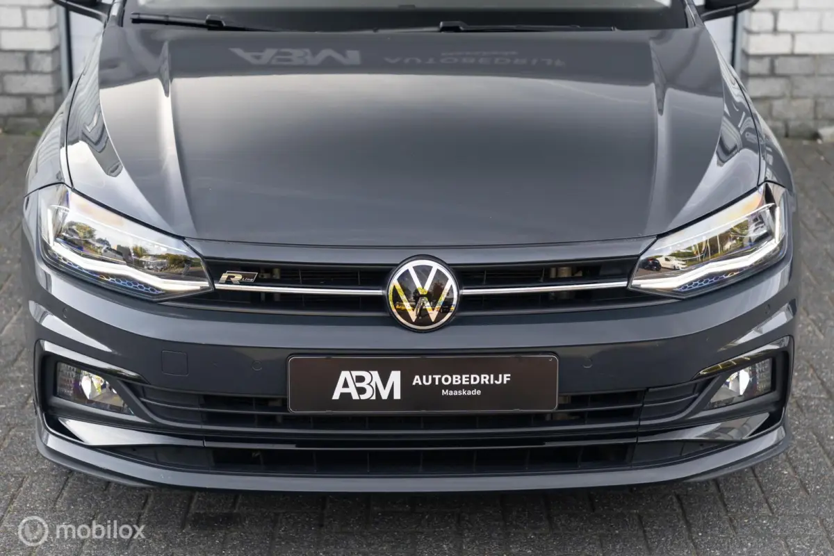 1.0 TSI DSG R-LINE VIRTUAL ACC NAVI LED CAM