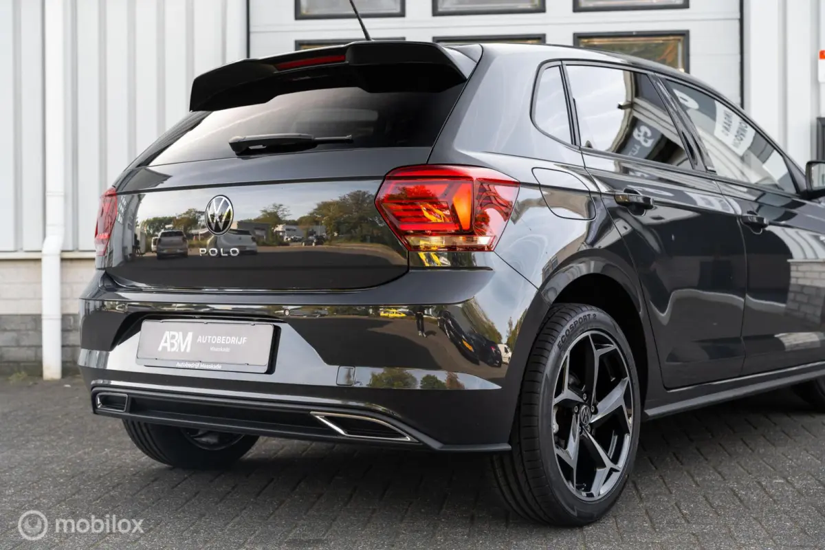 1.0 TSI DSG R-LINE VIRTUAL ACC NAVI LED CAM
