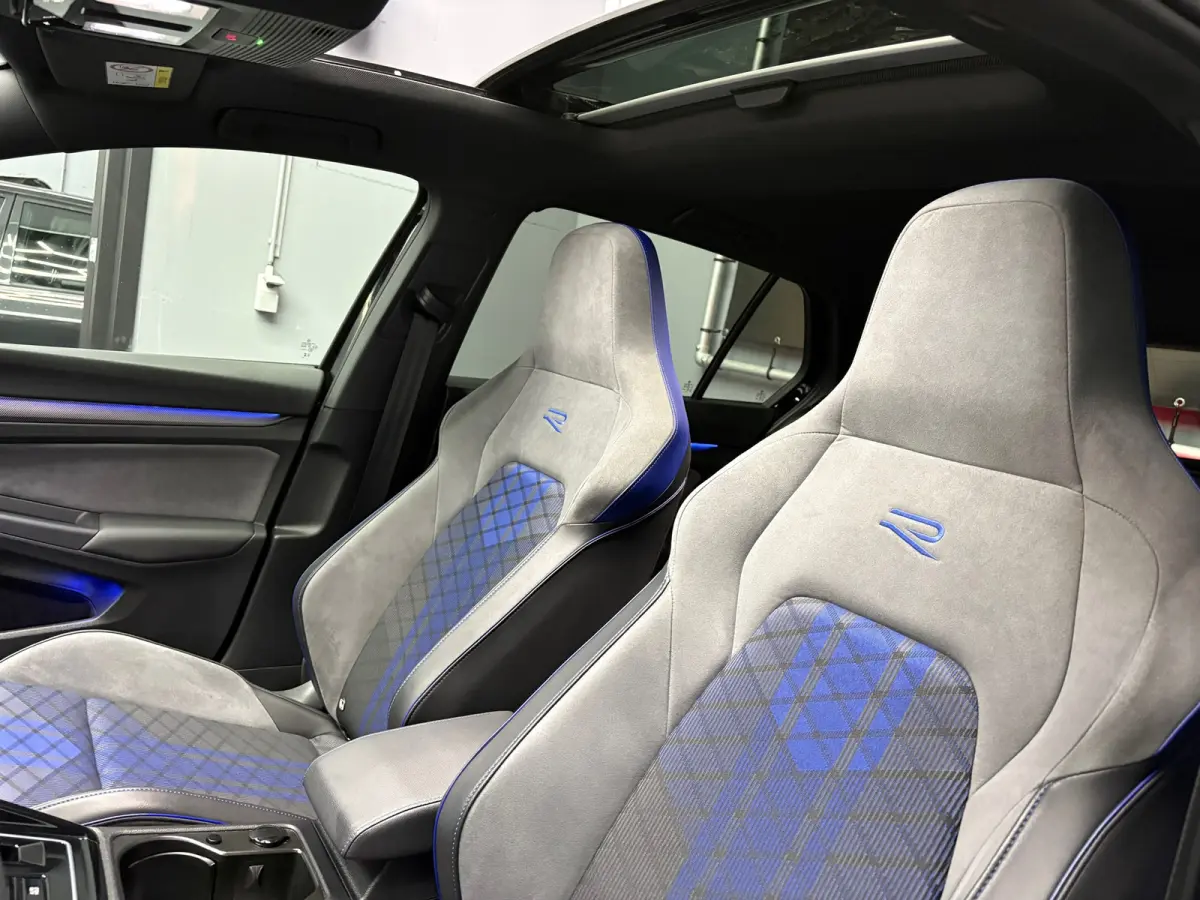 2.0 TSI 4M R Black Edition