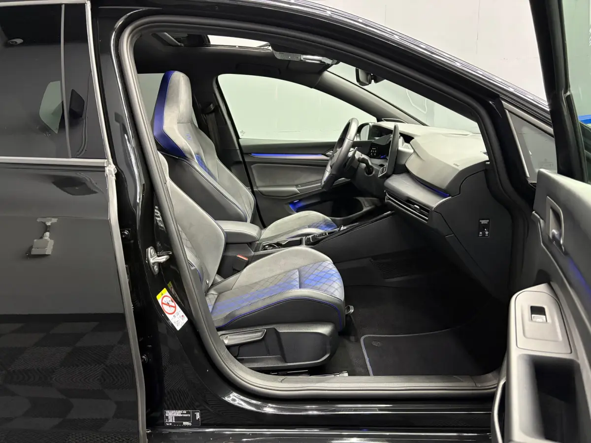 2.0 TSI 4M R Black Edition