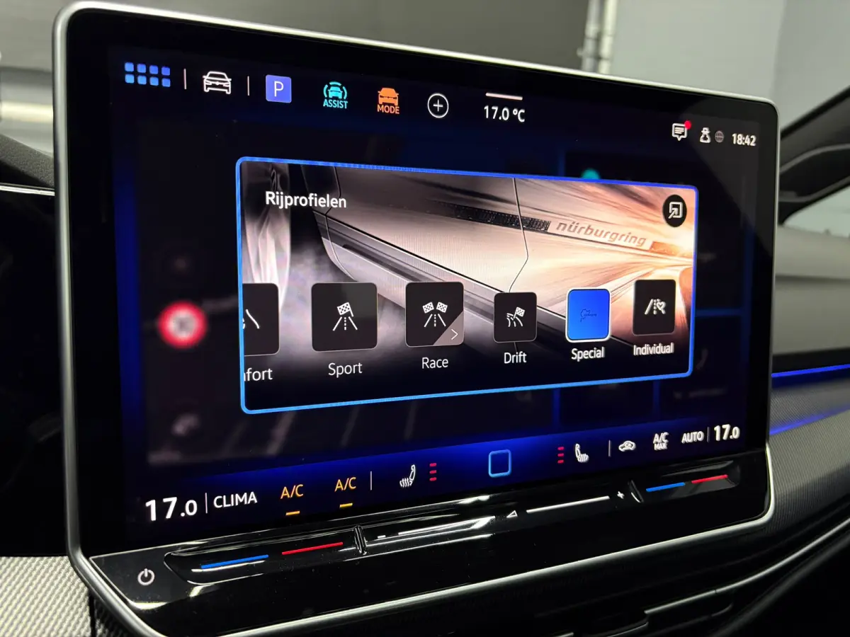 2.0 TSI 4M R Black Edition