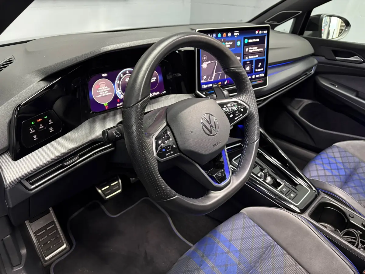 2.0 TSI 4M R Black Edition