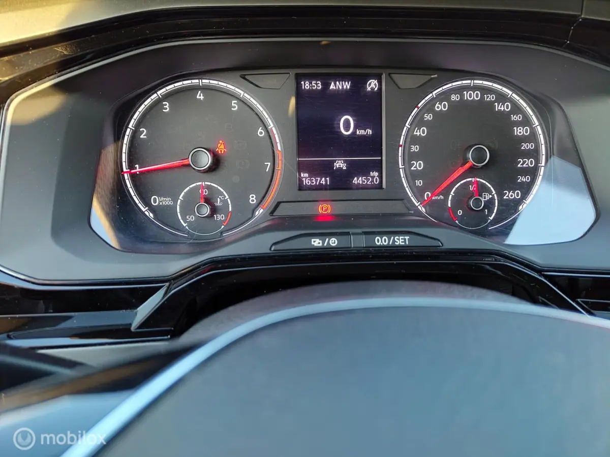 1.0 TSI Comfortline Business r-line velgen!