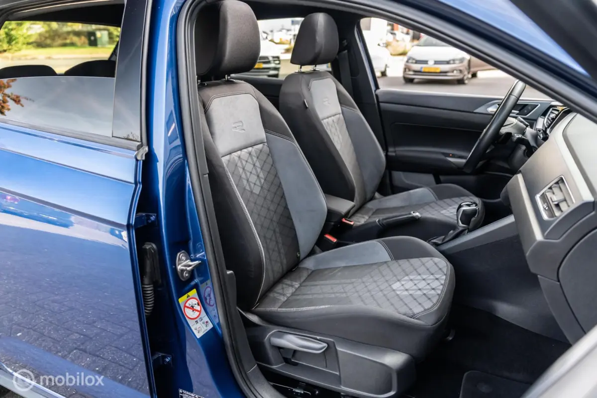 1.0 TSI 3X R-Line PANO IQ-LIGHT CAMERA BEATS