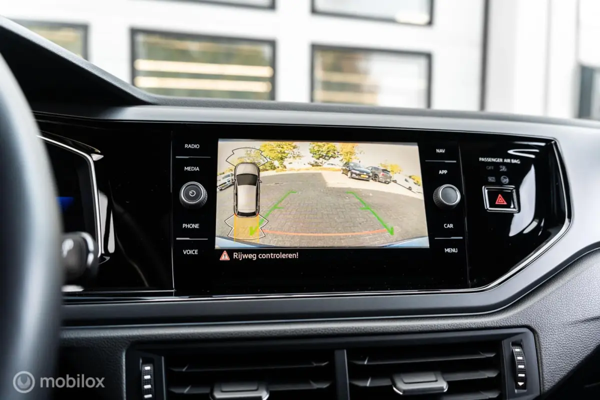 1.0 TSI 3X R-Line PANO IQ-LIGHT CAMERA BEATS