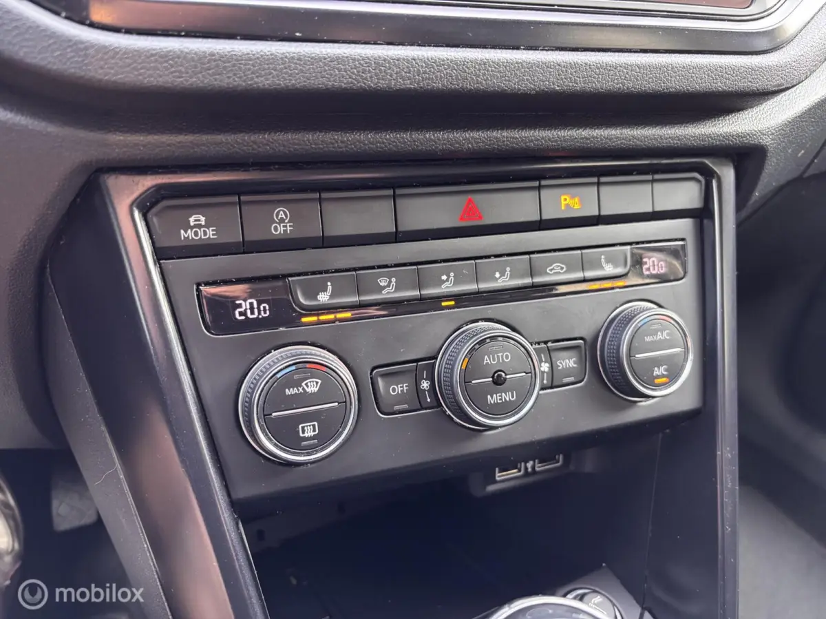 1.0 TSI stoelverw. Carplay camera trekhaak