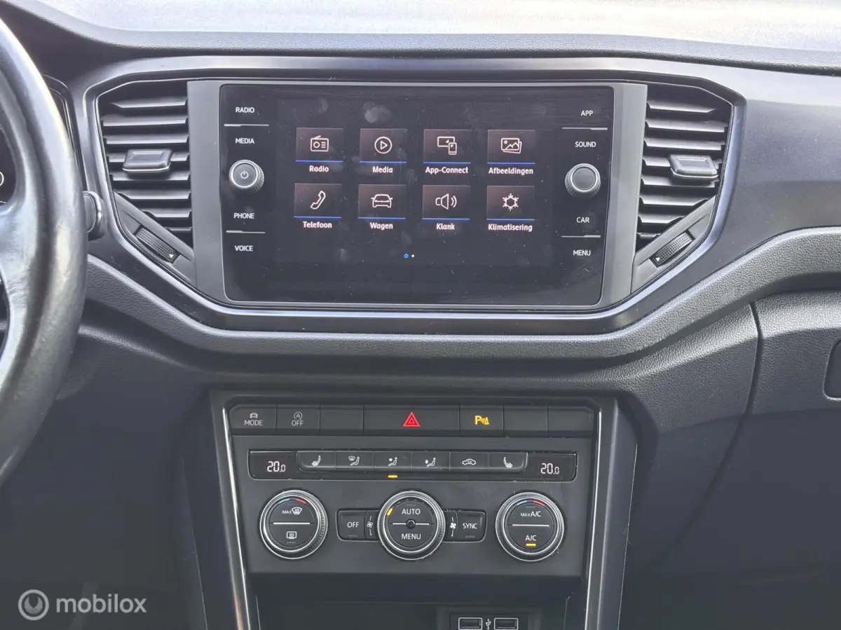 1.0 TSI stoelverw. Carplay camera trekhaak