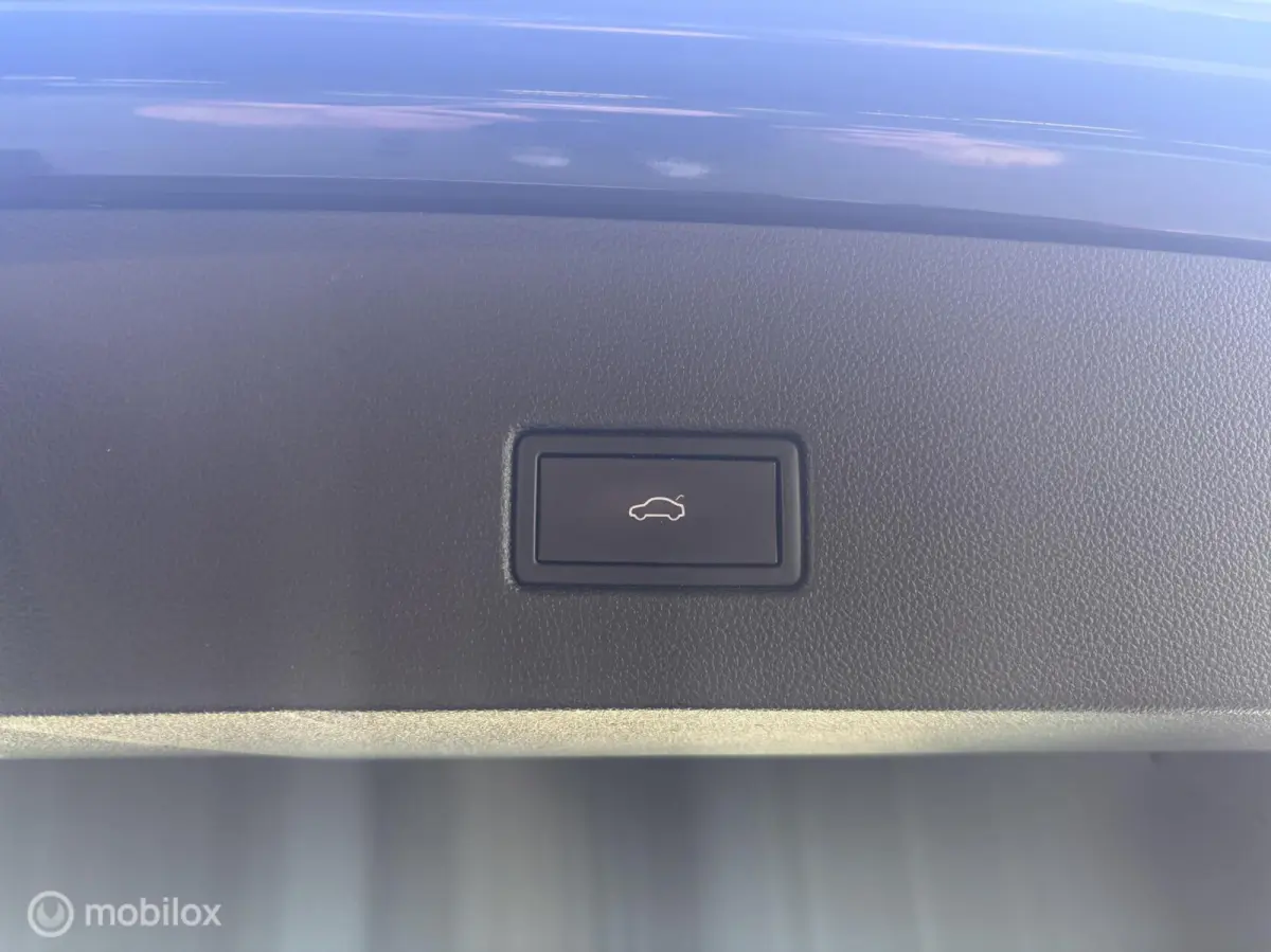1.0 TSI stoelverw. Carplay camera trekhaak