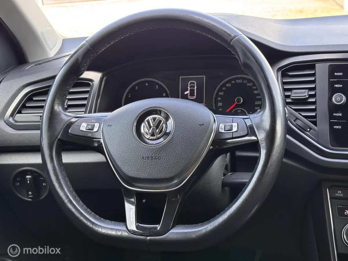 1.0 TSI stoelverw. Carplay camera trekhaak
