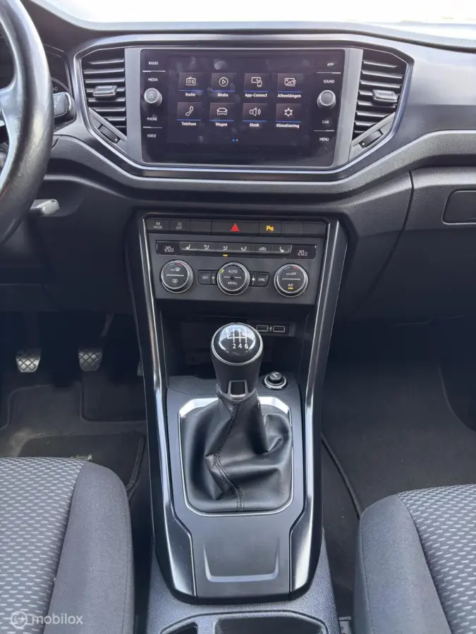 1.0 TSI stoelverw. Carplay camera trekhaak