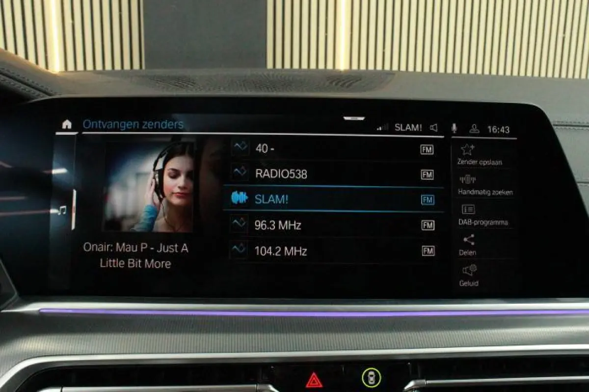 xDrive45e High Ex. M-Sport |HUD |M Stoel |Scherm Acht