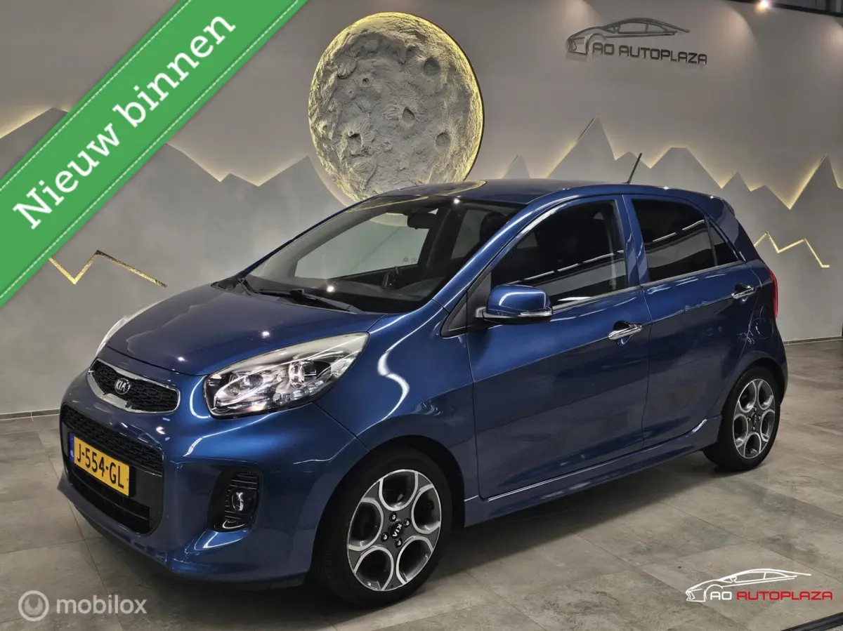 1.2 CVVT DynamicLine Automaat Navi/Camera/Stoelverwarming