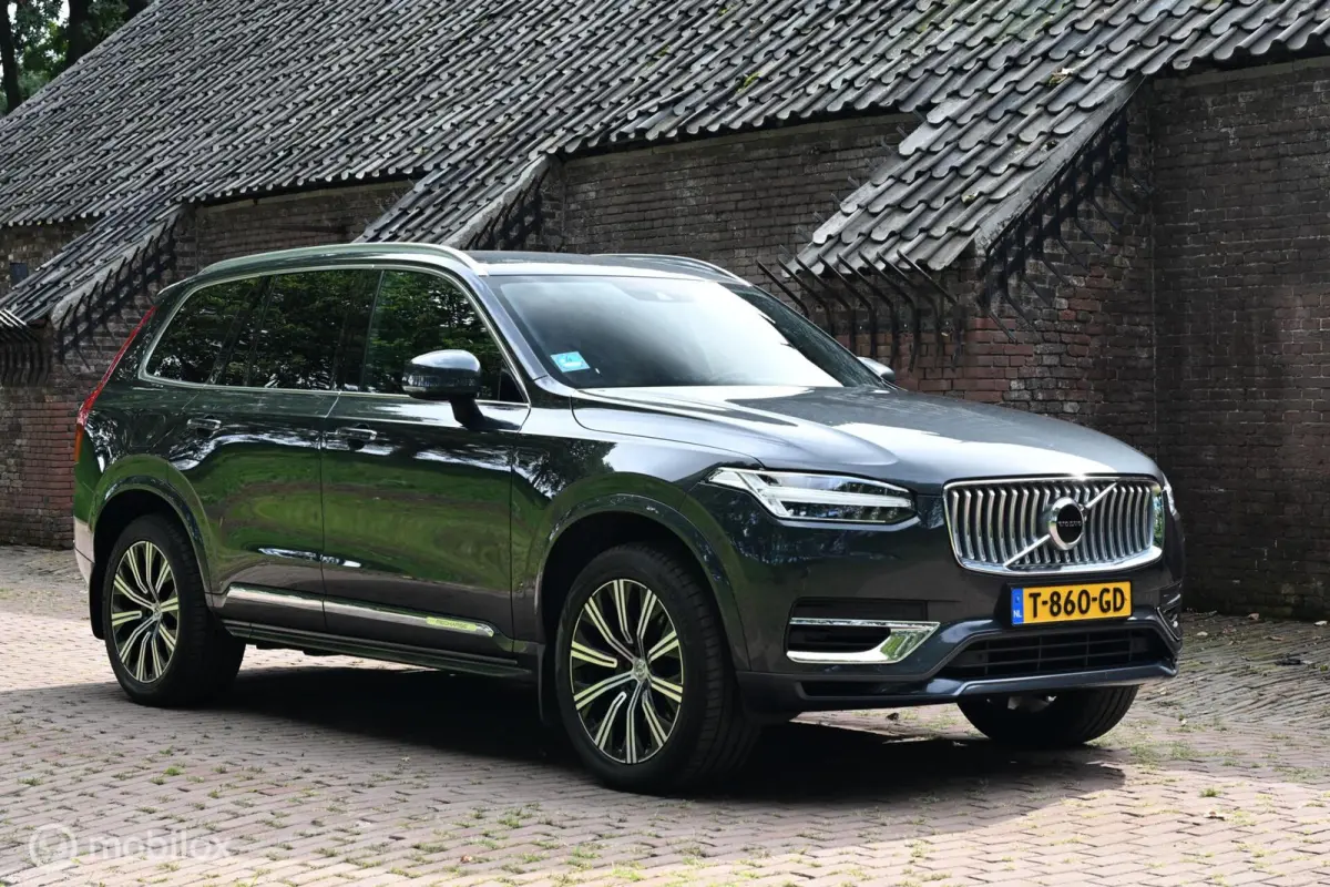 2.0 T8 Twin Engine AWD Inscription