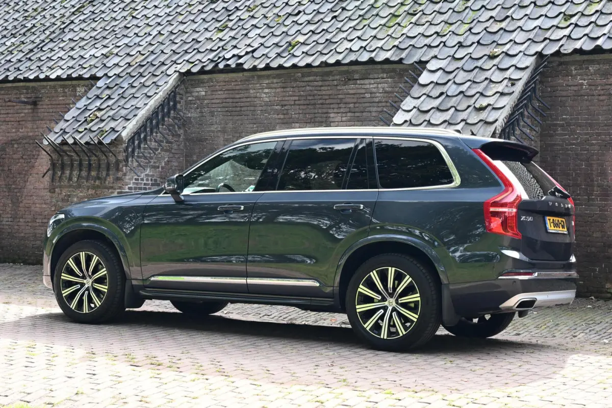 2.0 T8 Twin Engine AWD Inscription