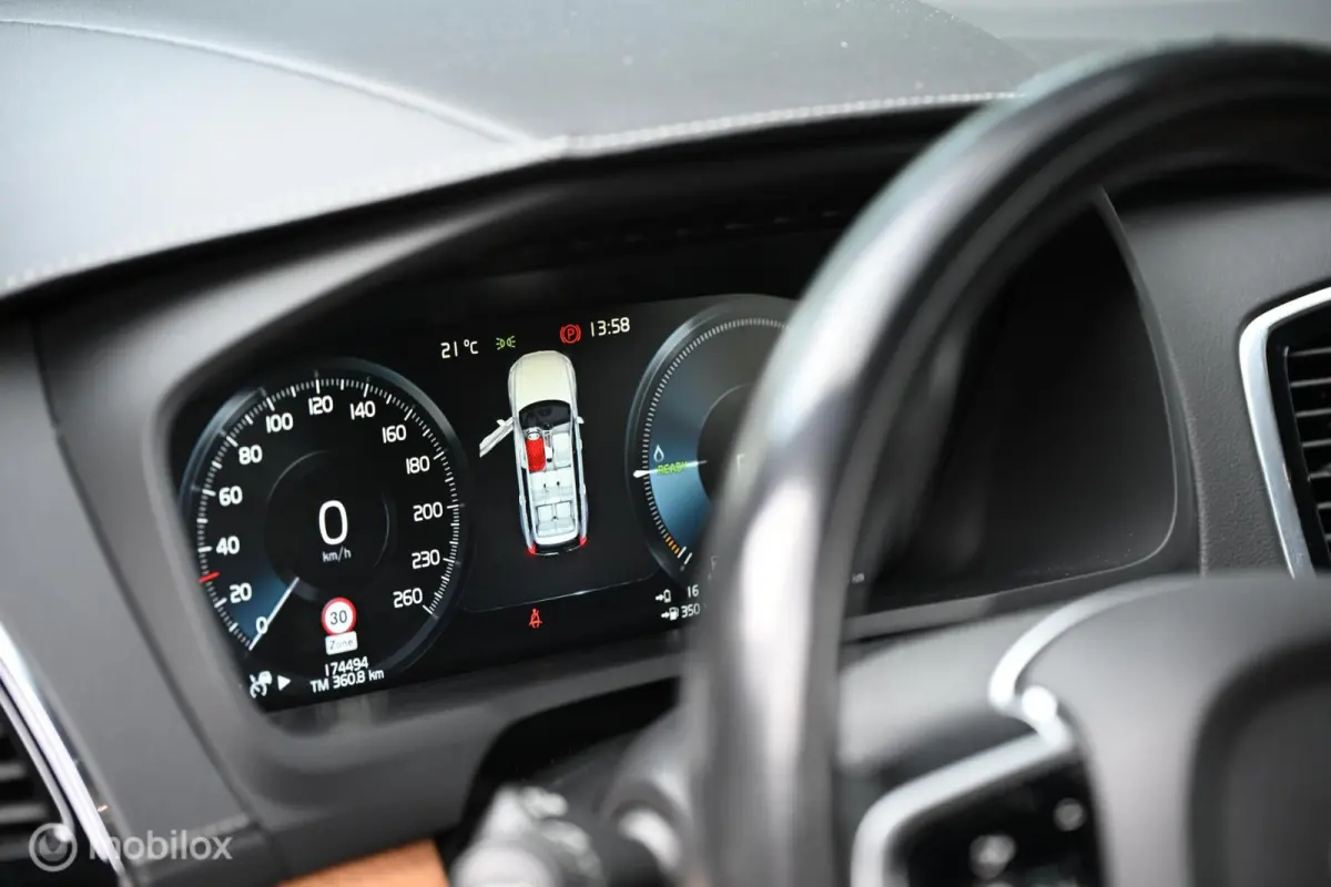2.0 T8 Twin Engine AWD Inscription