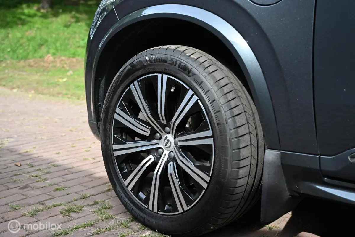 2.0 T8 Twin Engine AWD Inscription
