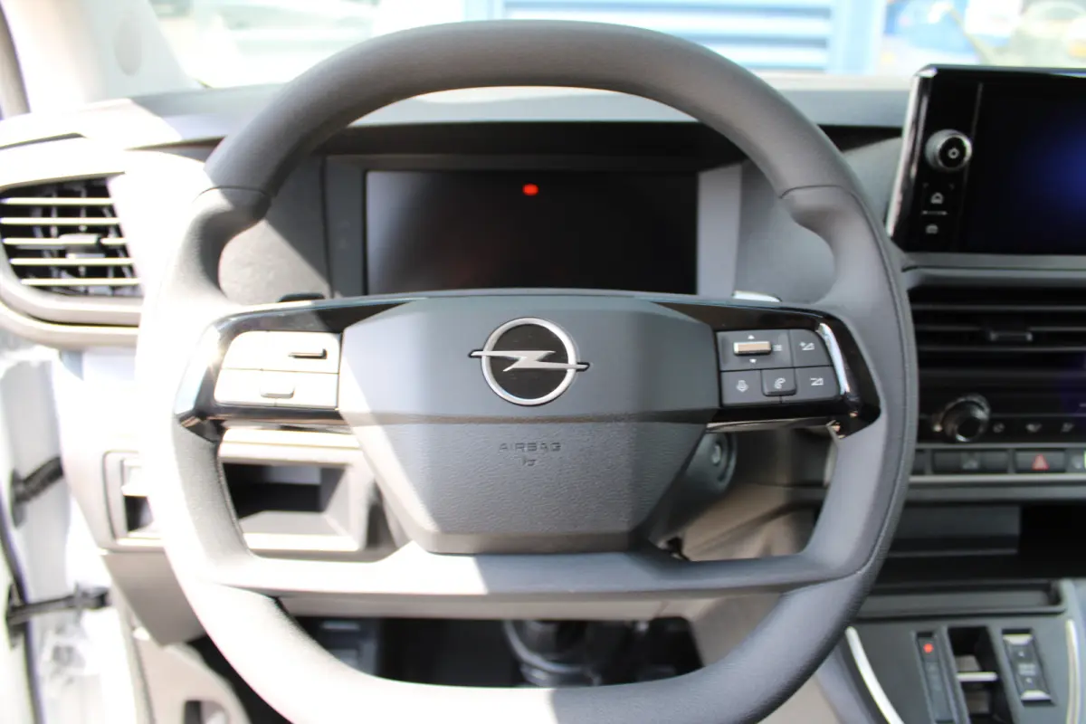Standaard - Electric | Elektrisch bedienbare en verwarmde buitenspiegels | Exterieurpakket | Multi-mode toggle (ECO, NORMAL, POWER)