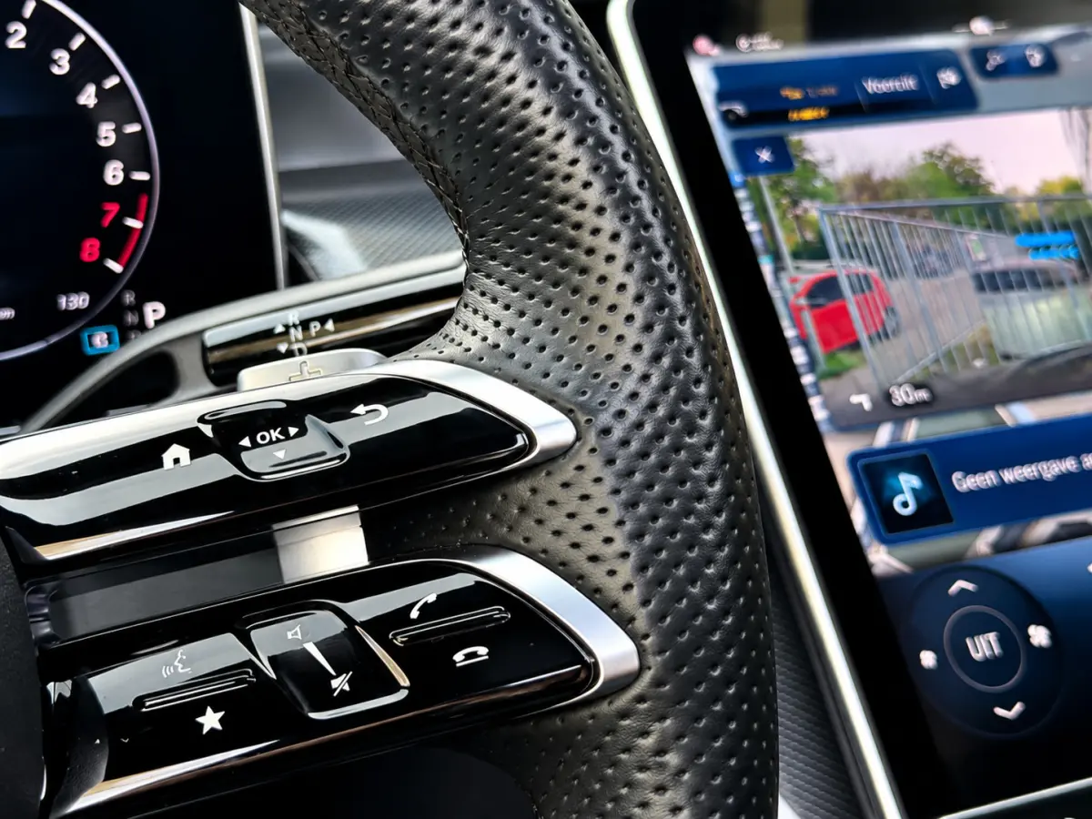 300e AMG 4MATIC | PANO | MEMORY | KEYLESS |