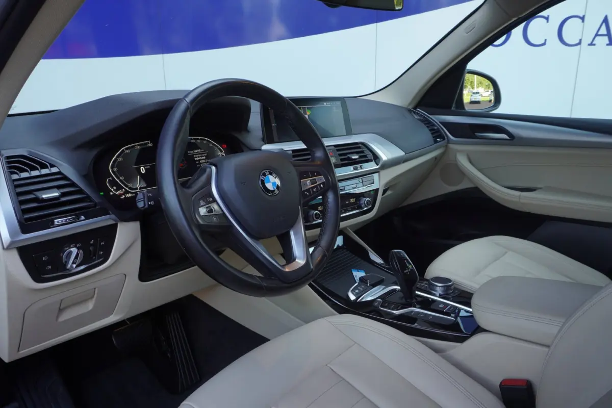 XDrive30e Executive+Led+Navigatie+Volleder+SOH 90%+ Stoel-verw+Vitrual+Elek-trekhaak+app-carplay+ 2 opladers = SUPER PRIJS