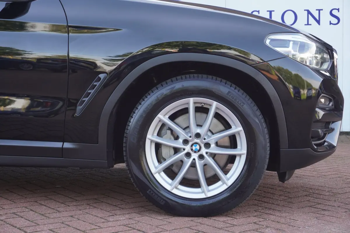 XDrive30e Executive+Led+Navigatie+Volleder+SOH 90%+ Stoel-verw+Vitrual+Elek-trekhaak+app-carplay+ 2 opladers = SUPER PRIJS
