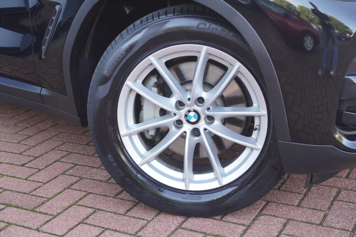 XDrive30e Executive+Led+Navigatie+Volleder+SOH 90%+ Stoel-verw+Vitrual+Elek-trekhaak+app-carplay+ 2 opladers = SUPER PRIJS