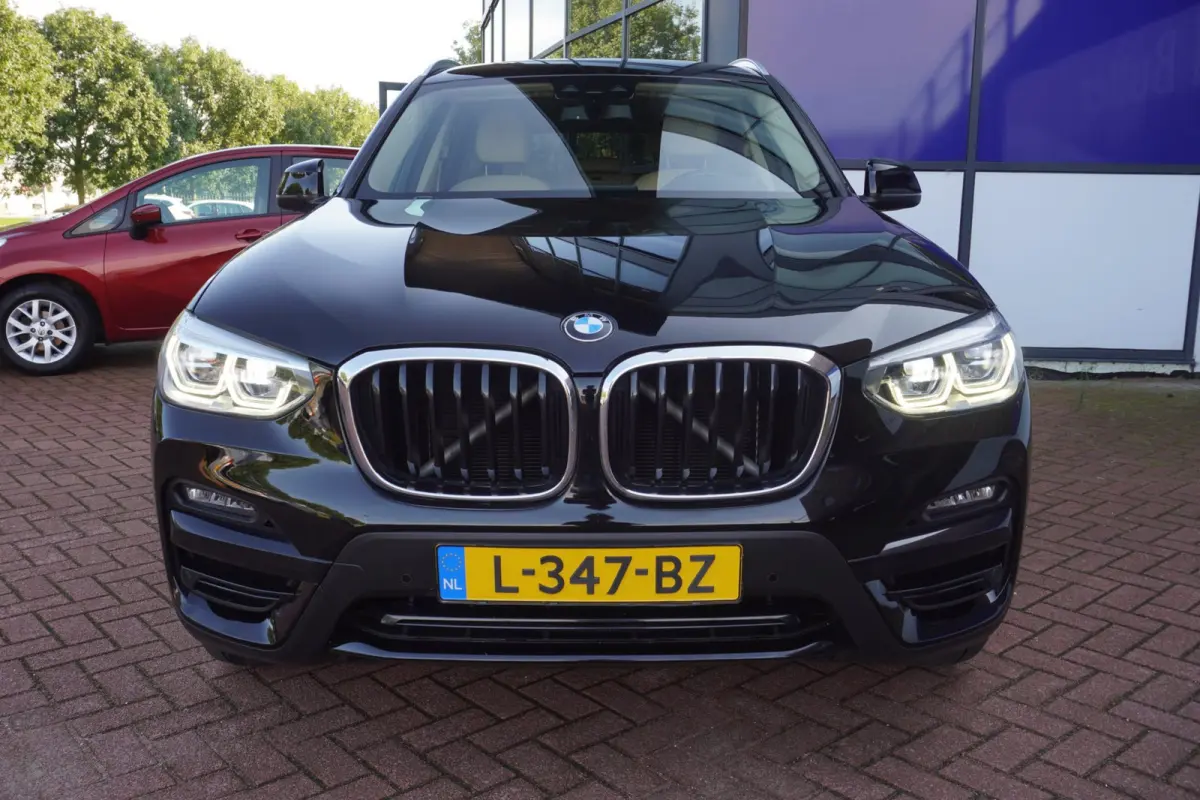 XDrive30e Executive+Led+Navigatie+Volleder+SOH 90%+ Stoel-verw+Vitrual+Elek-trekhaak+app-carplay+ 2 opladers = SUPER PRIJS