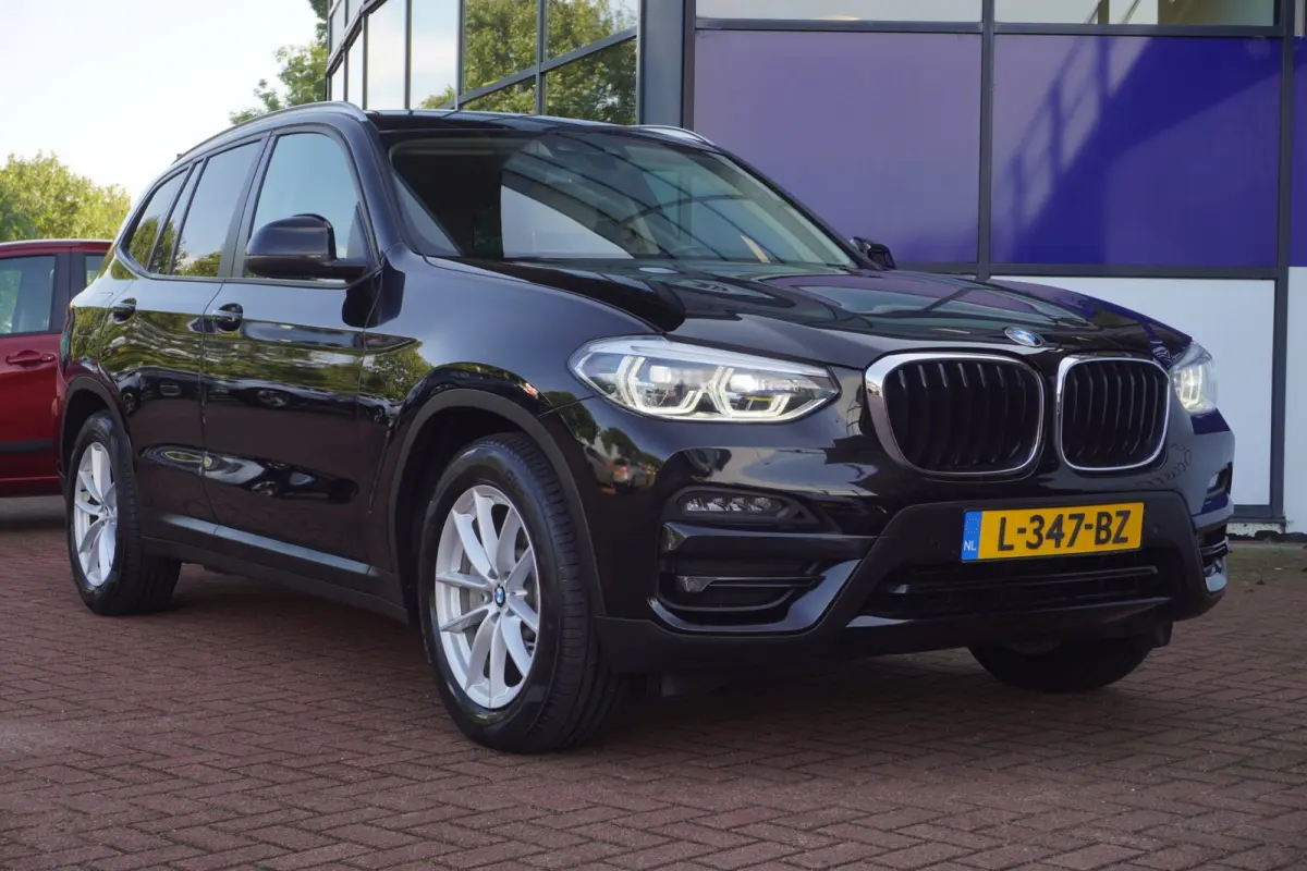 XDrive30e Executive+Led+Navigatie+Volleder+SOH 90%+ Stoel-verw+Vitrual+Elek-trekhaak+app-carplay+ 2 opladers = SUPER PRIJS