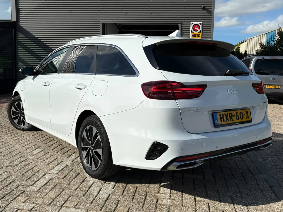 1.6 GDI PHEV DynamicLine GARANTIE, NIEUW STAAT !