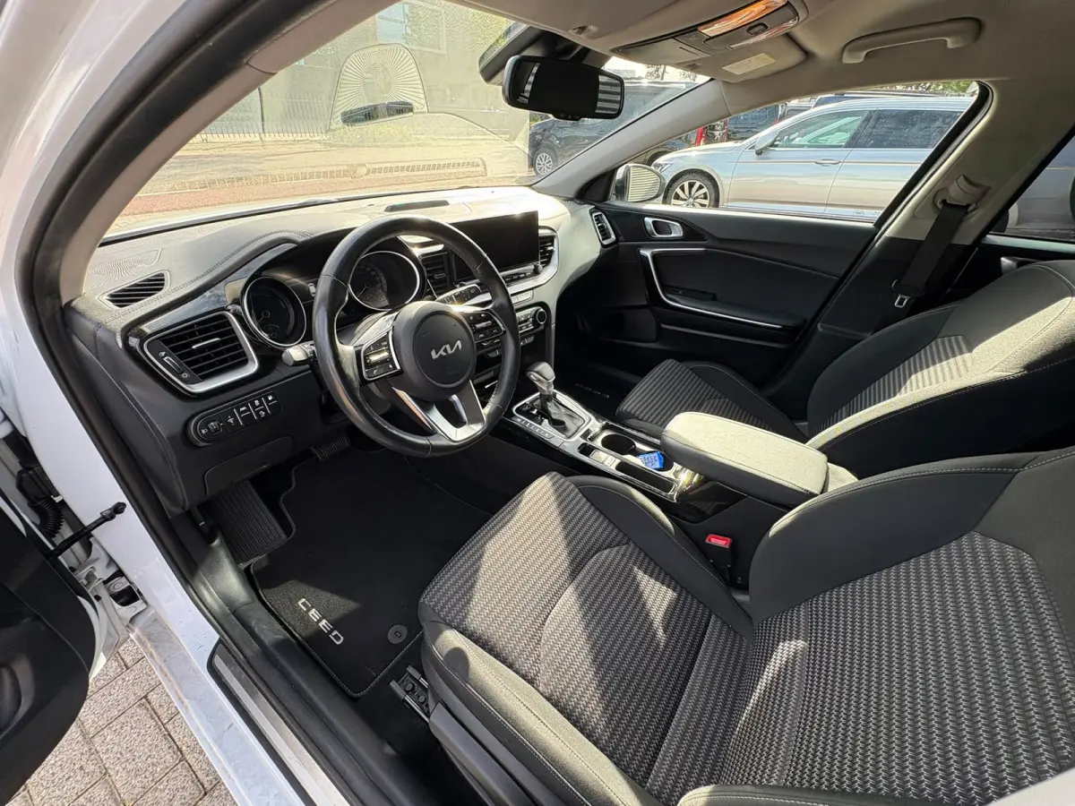 1.6 GDI PHEV DynamicLine GARANTIE, NIEUW STAAT !