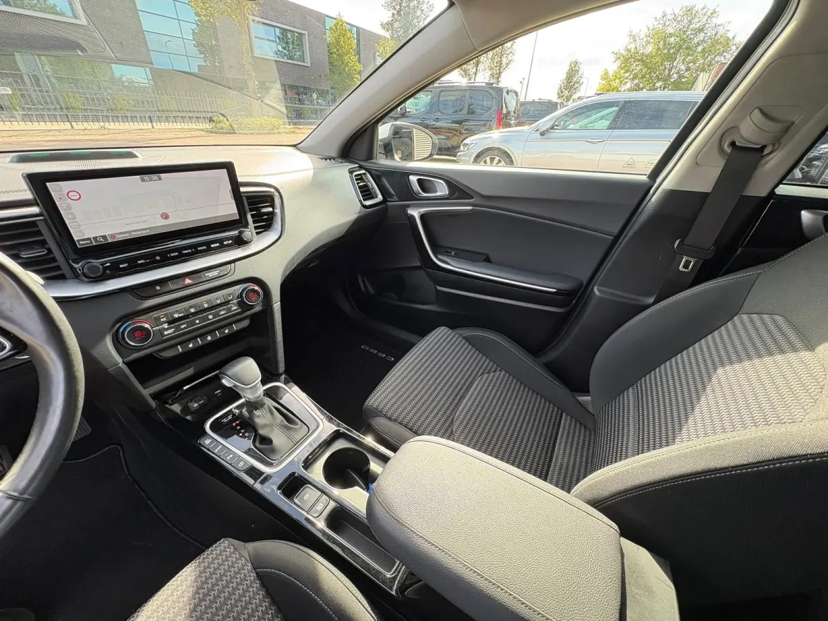 1.6 GDI PHEV DynamicLine GARANTIE, NIEUW STAAT !