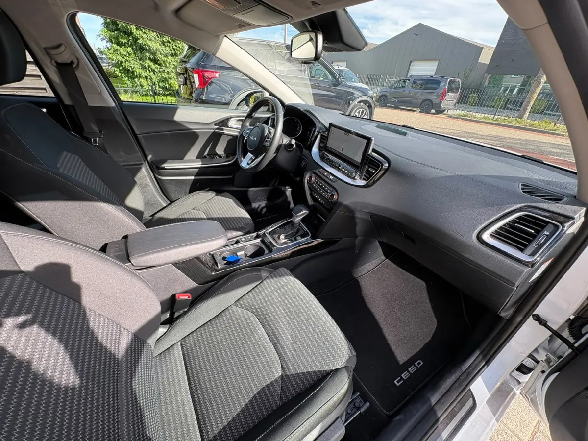 1.6 GDI PHEV DynamicLine GARANTIE, NIEUW STAAT !