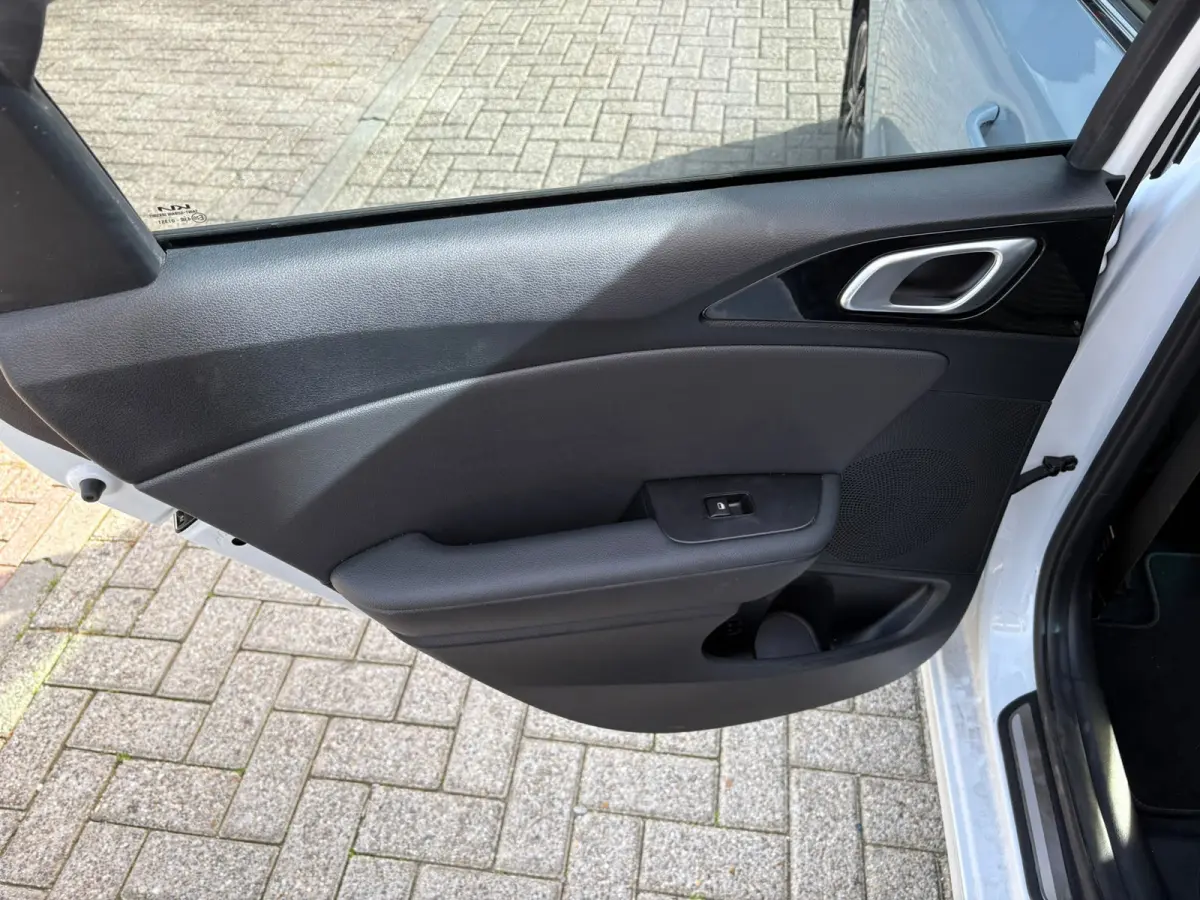 1.6 GDI PHEV DynamicLine GARANTIE, NIEUW STAAT !