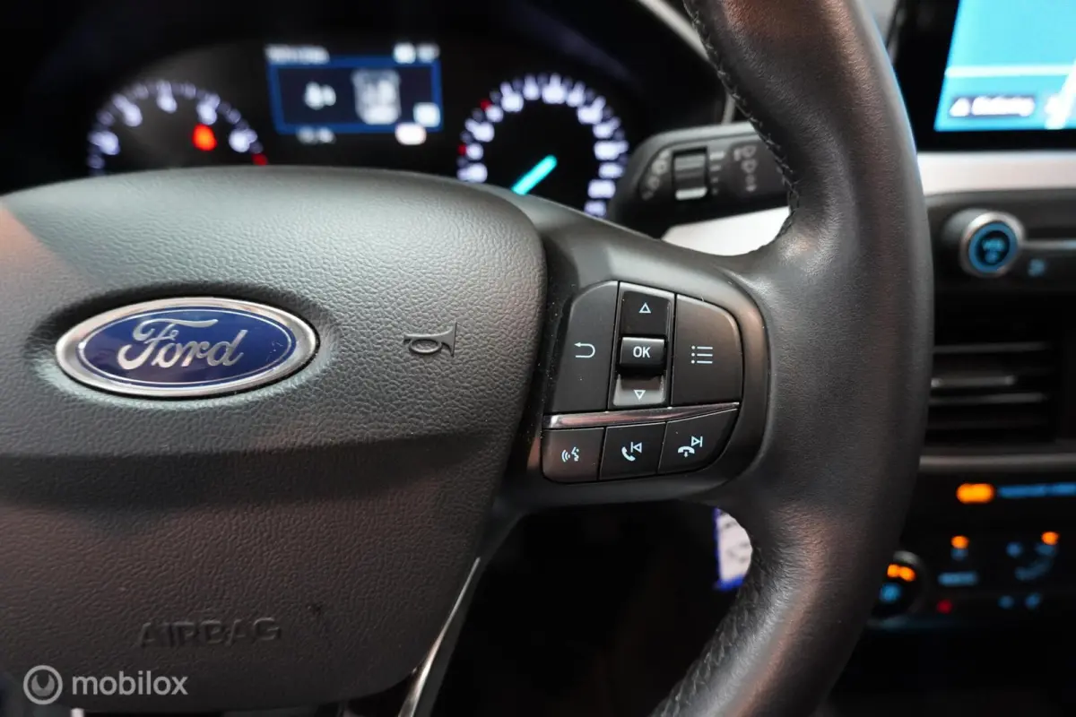 1.0 EcoBoost Trend Edition | winter pack | Navi.|