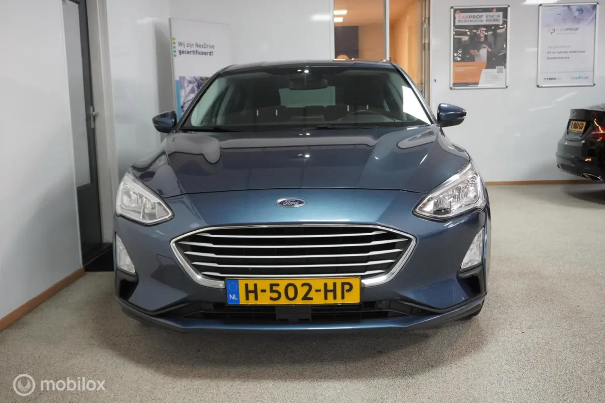 1.0 EcoBoost Trend Edition | winter pack | Navi.|
