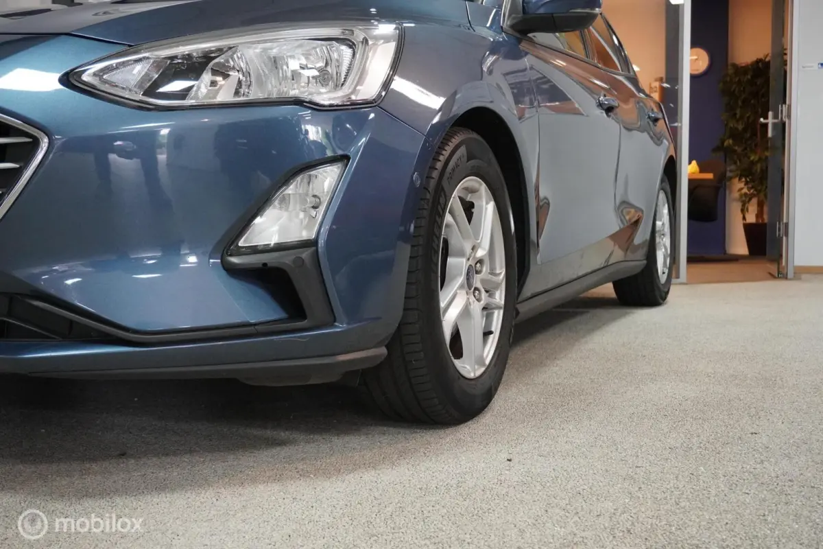 1.0 EcoBoost Trend Edition | winter pack | Navi.|