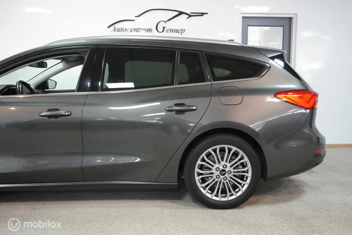 1.0 EcoBoost Titanium Business |Winterpack|
