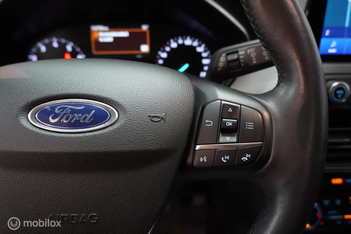 1.0 EcoBoost Titanium Business |Winterpack|