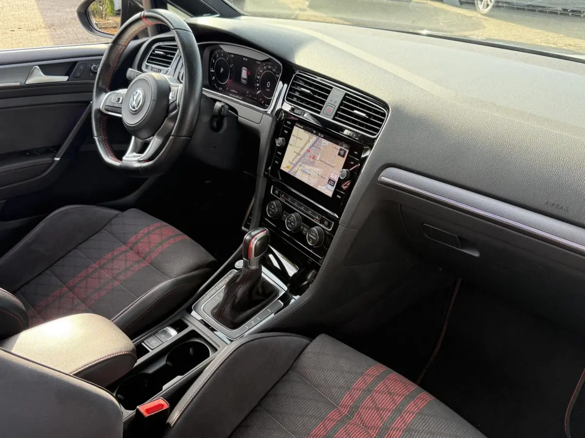2.0 TSI GTI TCR stage 2 Akra pano top staat