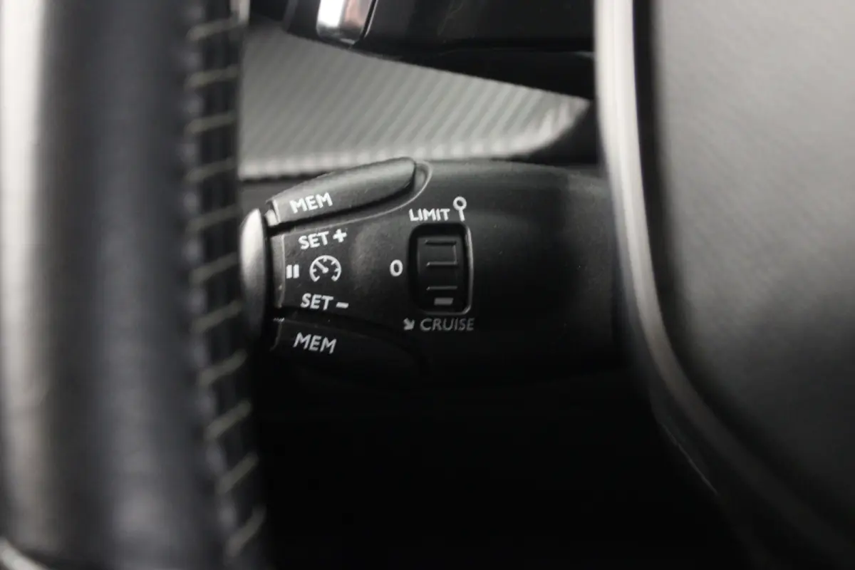 1.2 PureTech Active Pack |Camera|Navi|