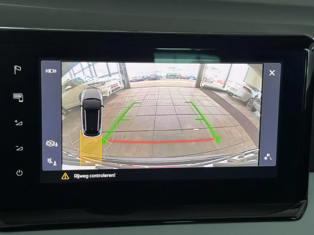 1.0 TSI Style stoelverwarming pdc cruise