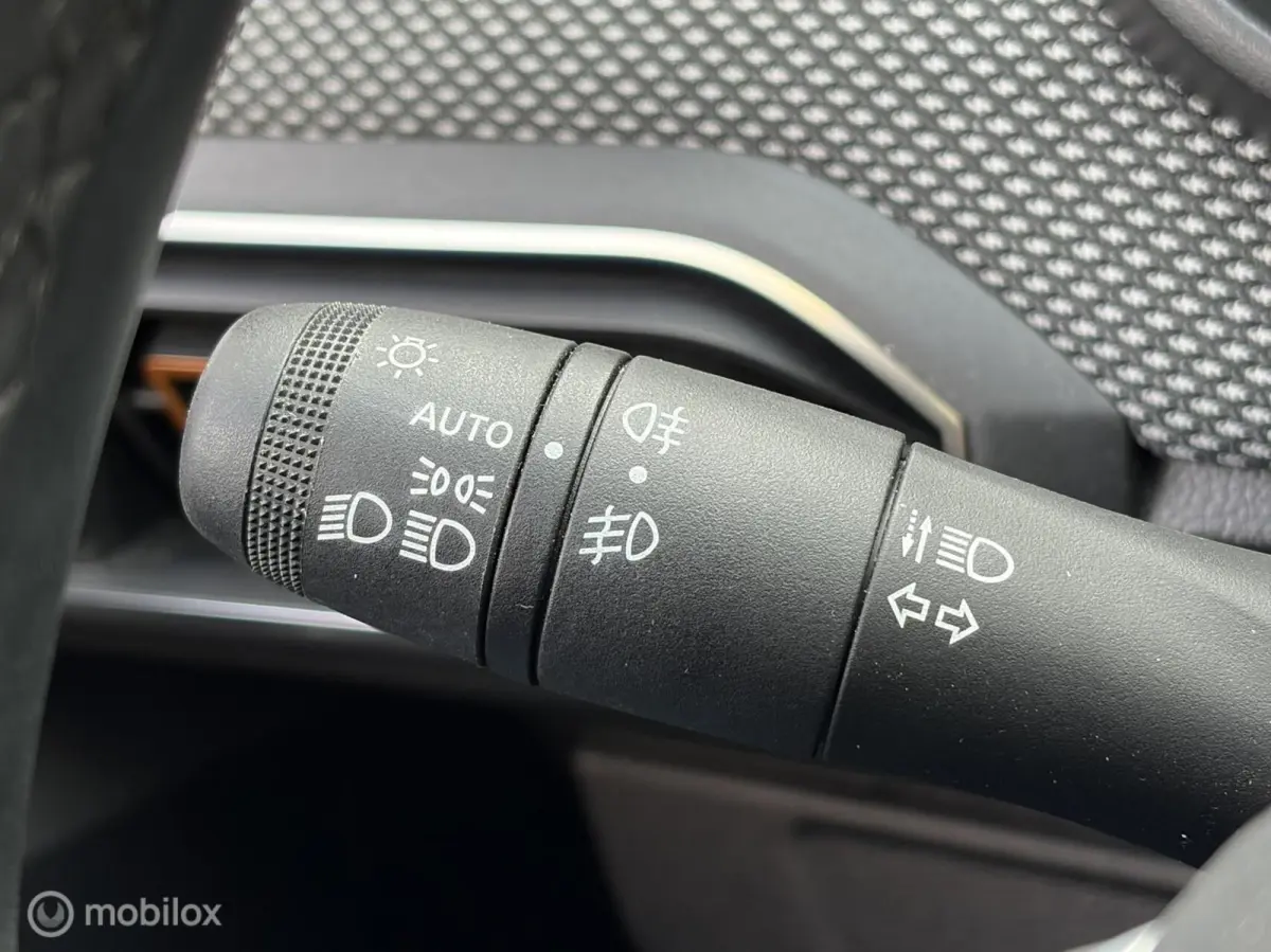 1.0 TCe 90 Comfort Clima / Keyless entry / nav / carplay 18.802KM!!!!