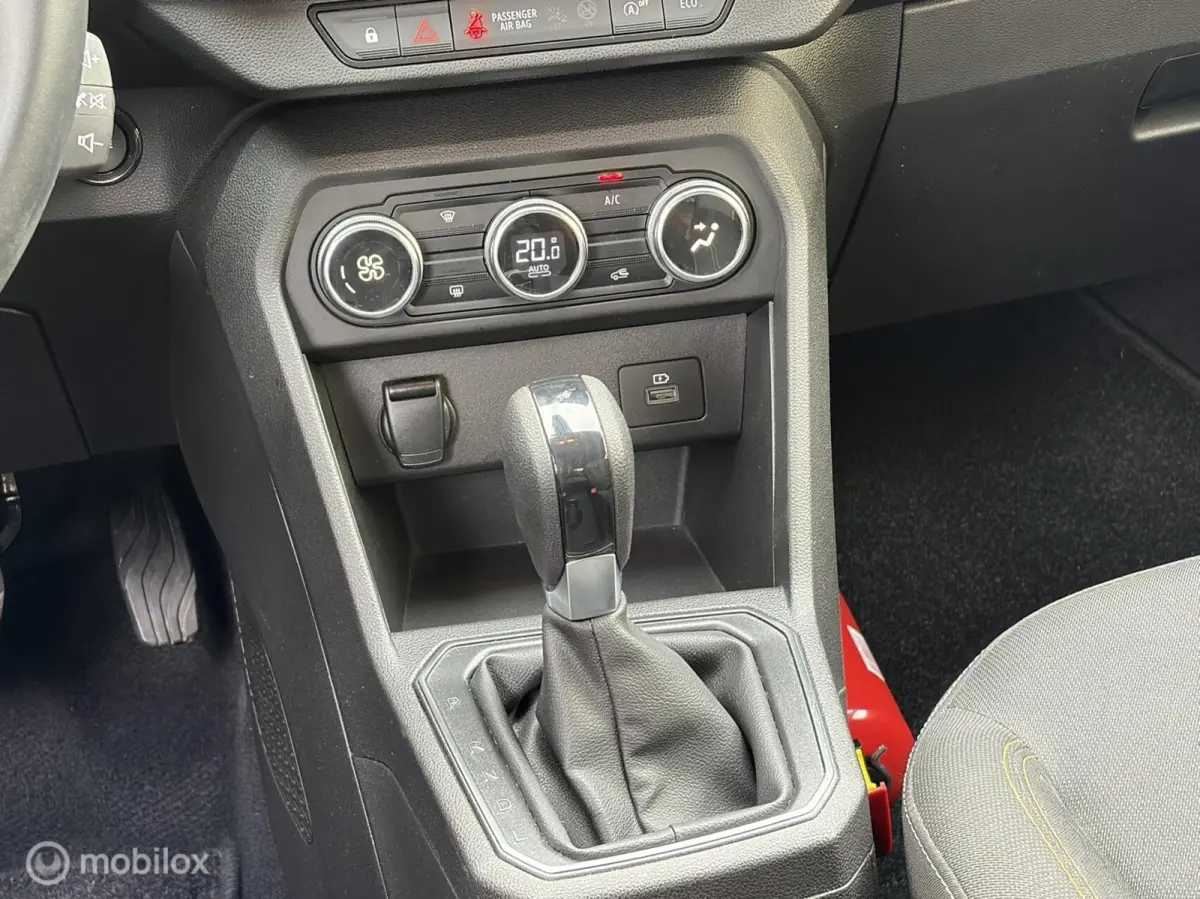 1.0 TCe 90 Comfort Clima / Keyless entry / nav / carplay 18.802KM!!!!