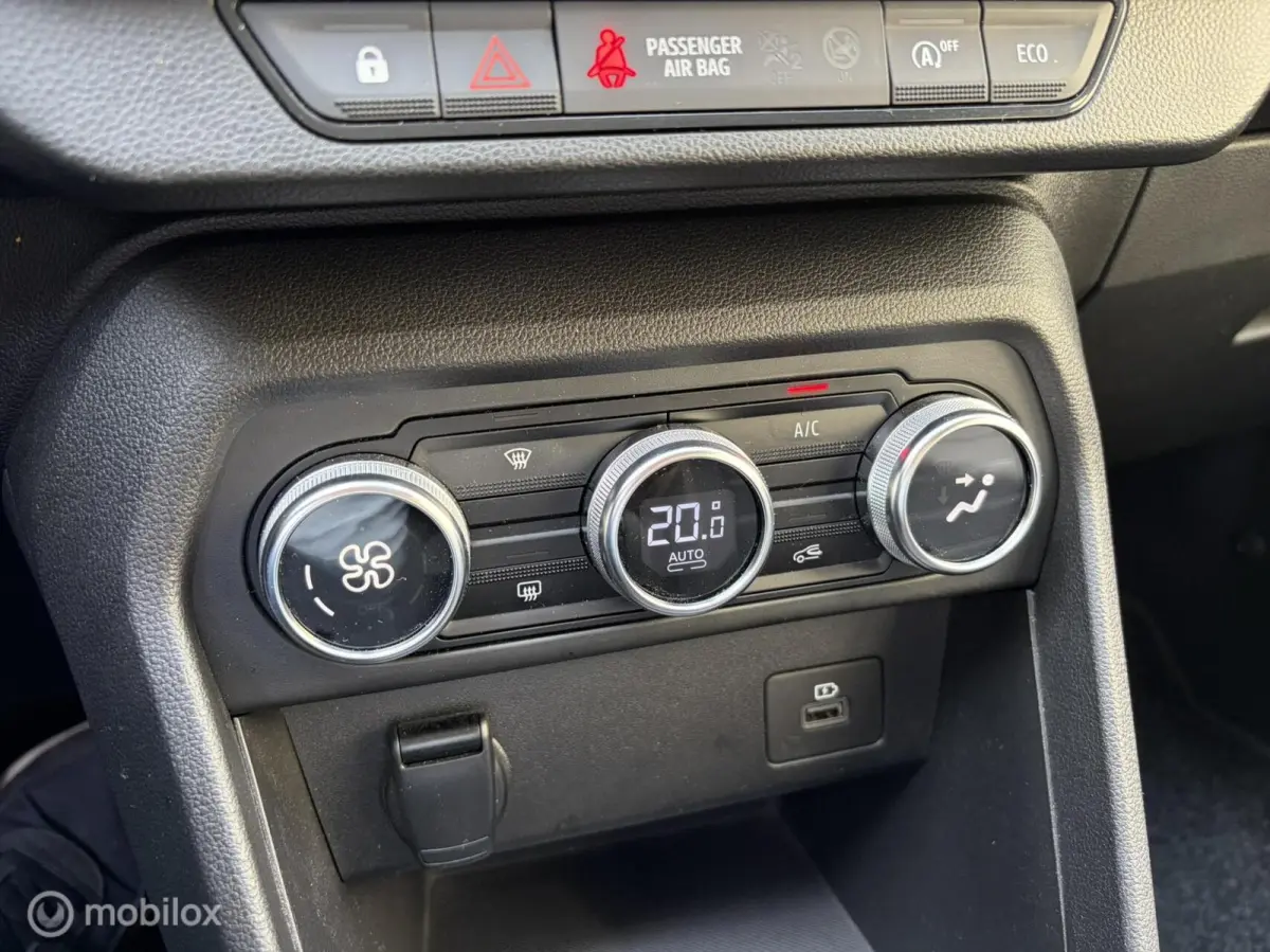 1.0 TCe 90 Comfort Clima / Keyless entry / nav / carplay 18.802KM!!!!