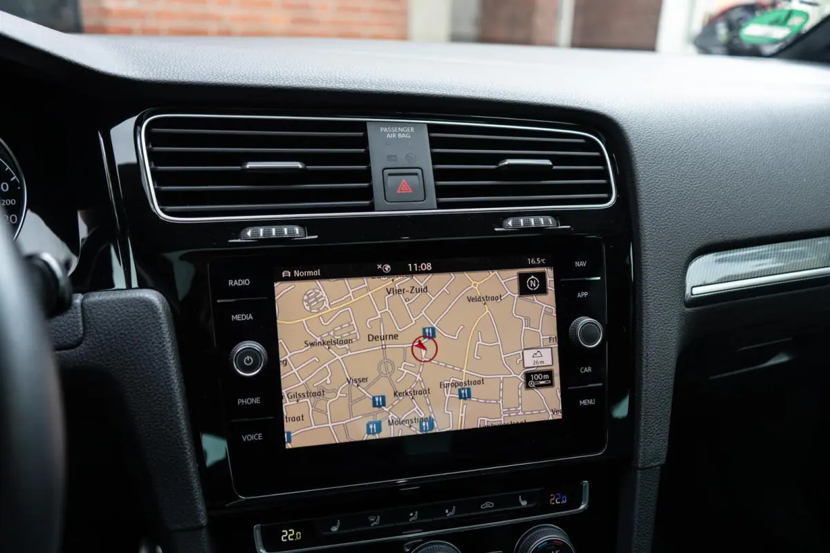 1.5 TSI Highline R-Line Pano / Camera / ACC