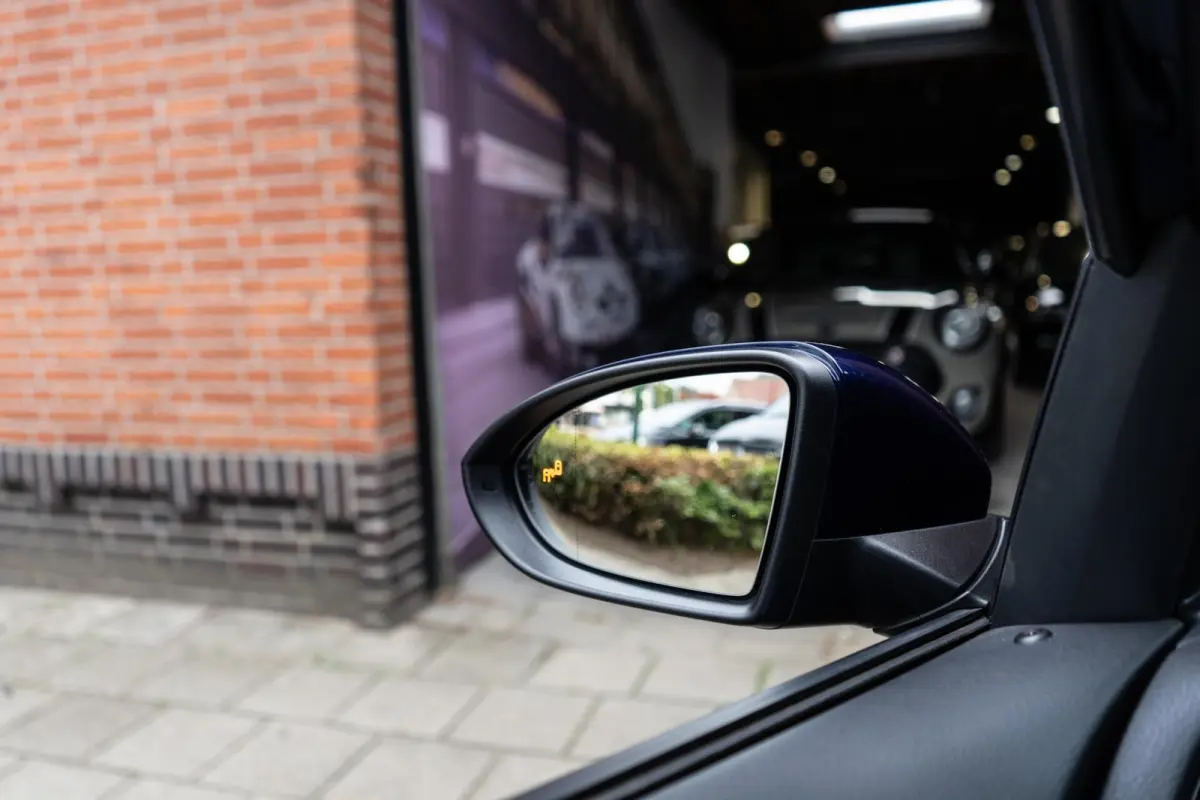 1.5 TSI Highline R-Line Pano / Camera / ACC