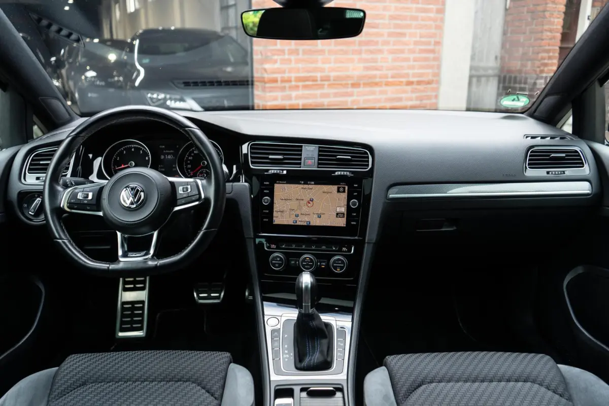 1.5 TSI Highline R-Line Pano / Camera / ACC