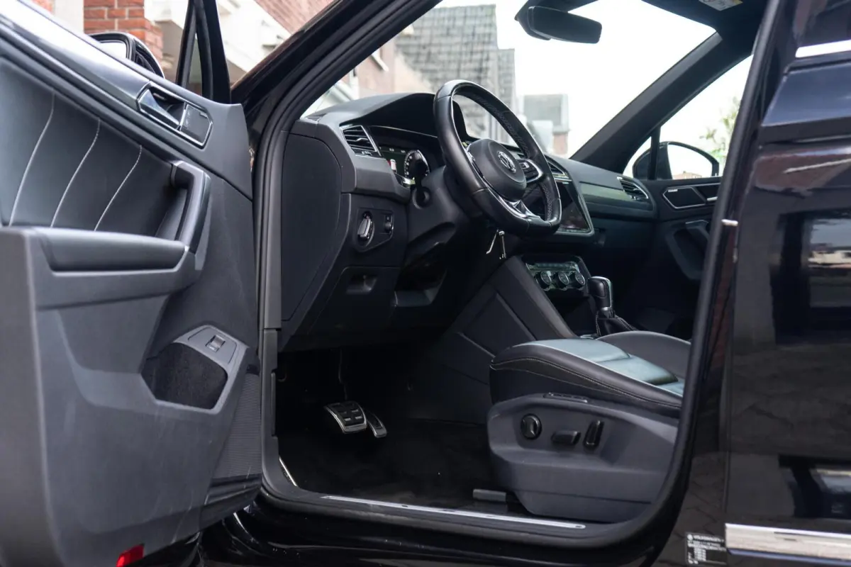 2.0 TSI 4Motion R-Line Pano / Leder / Trekhaak